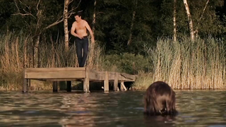 Мари-Жозе Кроз обнаженная, эротическая сцена из фильма «Не влюбилась в человека» (2006)