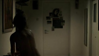 Agnieszka Michalska çıplak, Alicja Karluk çıplak, Ostatnia Rodzina'dan seks sahnesi (2016)