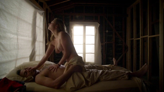 Madison McKinley çıplak, Flaked s02e05 (2017)'den seks sahnesi