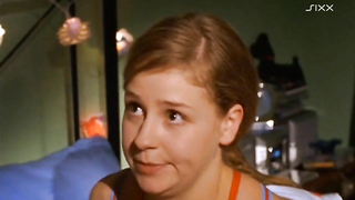 Theresa Scholze desnuda, escena de sexo de Popp Dich schlank! (2005)