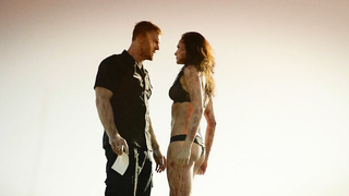 Christina Ochoa sexy, cena erótica de Blood Drive s01e02 (2017)