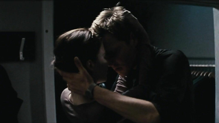 Nora von Waldstatten desnuda, escena de sexo de Schwerkraft (2009)