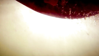 Natalia Avelon nua, cena erótica de Alles Inklusive (2014)