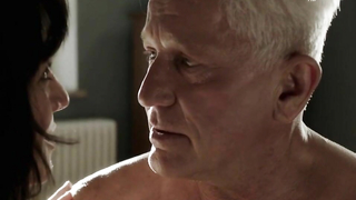 Viola Wedekind nue, scène de sexe de Tatort e1022 (2017)