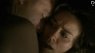 Victoria Sordo nuda, Emma Jane nuda, scena di sesso da Am Abend aller Tage (2016)