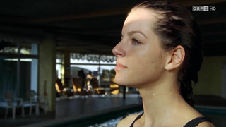 Yvonne Catterfeld sexy, escena de sexo de Das Geheimnis des Konigssees (2008)