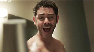 Alma Jodorowsky çıplak, Damocles'ten seks sahnesi (2016)