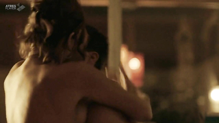 Belen Lopez nuda, Lisi Linder nuda, scena di sesso da Mar De Plastico s01e04 (2015)