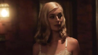 Caitlin FitzGerald nue, scène de sexe de Masters of Sex s04e06 (2016)