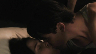 Cobie Smulders sexy, scena di sesso da The Intervention (2016)