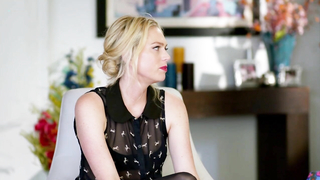 Erin Foster seksi, Sara Foster seksi, Barely Famous s02 (2016)'dan seks sahnesi