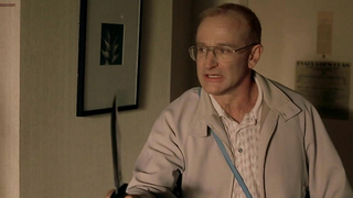 Erin Daniels'ın One Hour Photo'dan (2002) çıplak, erotik sahnesi