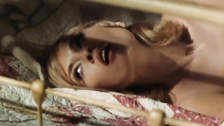 Nude video with Faye Dunaway sexy , scene from Bonnie and Clyde (1967)