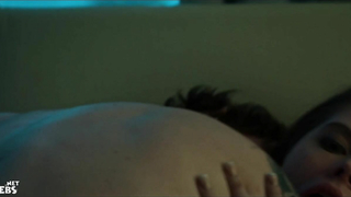 Angelina Pakhomova desnuda, Polina Davydova desnuda, Polina Vorobieva desnuda, escena de sexo de Succubus (2024)