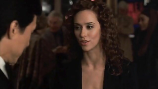 Çıplak ünlüler »: Jennifer Love Hewitt seksi, Mia Cottet seksi - The Tuxedo (2002)