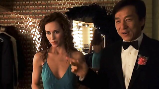 Çıplak ünlüler »: Jennifer Love Hewitt seksi, Mia Cottet seksi - The Tuxedo (2002)