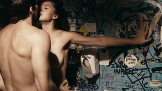 Celebrità nude »: Juliet Tondowski nuda, Alicja Bachleda nuda - The Girl Is in Trouble (2015)