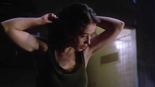 Çıplak ünlüler » Moira Kelly çıplak - Daybreak (1993)