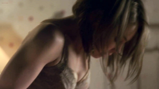 Celebrità nude » Rebecca Blumhagen nuda, Sally Golan nuda, Hannah Fierman nuda - The Girl's Guide to Depravity s01e11 (2013)