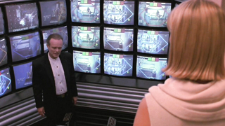 Çıplak ünlüler » Loryn Locklin çıplak - Fortress (1993)