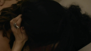 Nude celebs - Alia Shawkat nude, Amy Landecker sexy - Transparent s04e04-06 (2017)