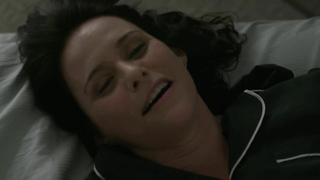 Çıplak ünlüler » Alia Shawkat çıplak - Transparent s04e02 (2017)