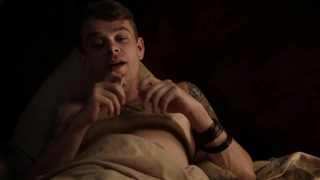 Nude celebs » Kristen Bell sexy - House of Lies s01e04 (2012)