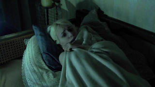 Çıplak ünlüler » Margarethe von Stern çıplak - Help me I am dead (2013)