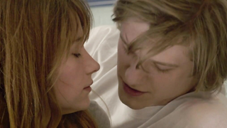 Обнаженные знаменитости - Хейли Беннетт секси - Кристи (2014)