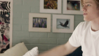 Обнаженные знаменитости - Хейли Беннетт секси - Кристи (2014)