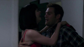 Celebrità nude » Krysten Ritter sexy - Life Happens (2011)