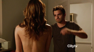 Çıplak ünlüler » Lake Bell seksi, Zooey Deschanel seksi - New Girl s01e04 (2011)