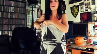 Обнаженные знаменитости - Анджелина Ли обнаженная - Ночь тыквы (2010)