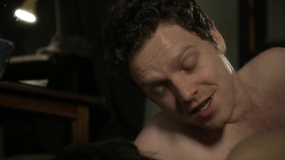 Celebrità nude » Charlene Mckenna nuda - Sirens s01e02 (2014)