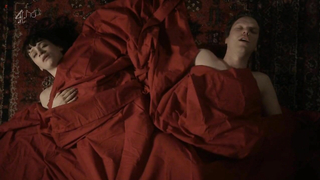 Celebrità nude » Charlene Mckenna nuda - Sirens s01e02 (2014)