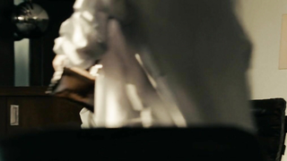 Çıplak ünlüler » Laura Ramsey seksi - Shrink (2009)