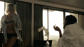 Çıplak ünlüler » Laura Ramsey seksi - Shrink (2009)