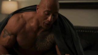 Голые знаменитости - Серинда Свон секси - Футболисты s03e05 (2017)