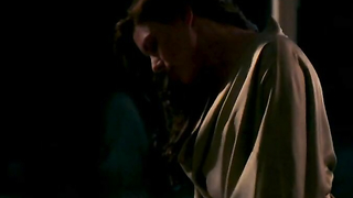 Çıplak ünlüler » Kari Wuhrer çıplak, Monique Alexander çıplak - Örümcek Ağı (2002)