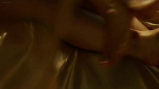 Nackte Promis » Catherine Walker nackt, Alexis Peterman nackt – Strike Back s04e05 (2013)