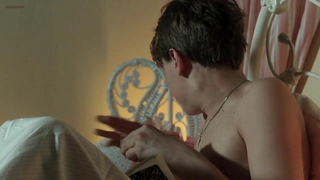 Обнаженные знаменитости - Бриттани Дэниэл секси, Акико Эшли голая - Дневники баскетболиста (1995)