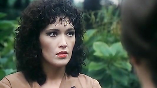 Обнаженные знаменитости - Лили Карати обнаженная, Лаура Гемсер обнаженная, Энни Белль обнаженная - The Alcove (1984)