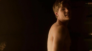 Nude celebs » Phoebe Tonkin sexy - The Secret Circle s01e14 (2011)