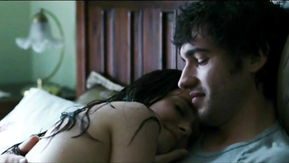 Çıplak ünlüler » Roxane Mesquida çıplak - Ölmek İçin En Çok Eğlence (2012)