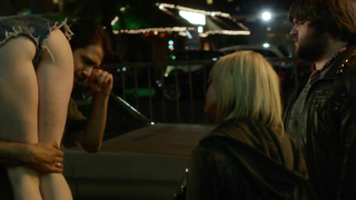 Nude celebs - Николь ЛаЛиберте обнаженная - Smartass (2017)