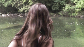 Nackte Promis » Crystal Lowe nackt – Wrong Turn 2: Dead End (2007)