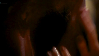 Çıplak ünlüler » Laura Gemser çıplak, Karin Schubert çıplak, Brigitte Petronio çıplak, Paola Maiolini çıplak - Emanuelle Around The World (1977)