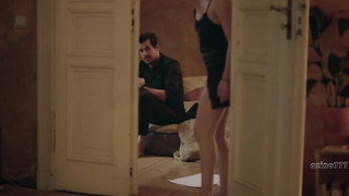 Nude celebs » Elisabeth Moss nude - The Square (2017)