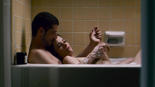 Nude celebs » Parker Posey nude - Broken English (2007)