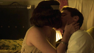 Çıplak ünlüler » Blanca Suarez çıplak, Ana Polvorosa çıplak - Cable Girls s01 (2017)